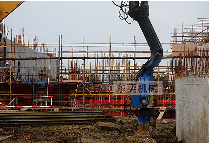 最新打樁工人招聘，行業(yè)現狀透視與各方觀(guān)點(diǎn)探討，個(gè)人立場(chǎng)表達