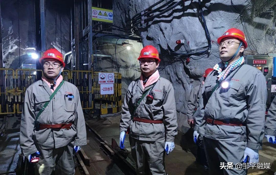 最新煤礦外包隊招工信息，開(kāi)啟礦業(yè)職業(yè)之門(mén)