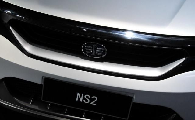 夏利NS2最新動(dòng)態(tài)揭秘，小巷中的隱藏瑰寶