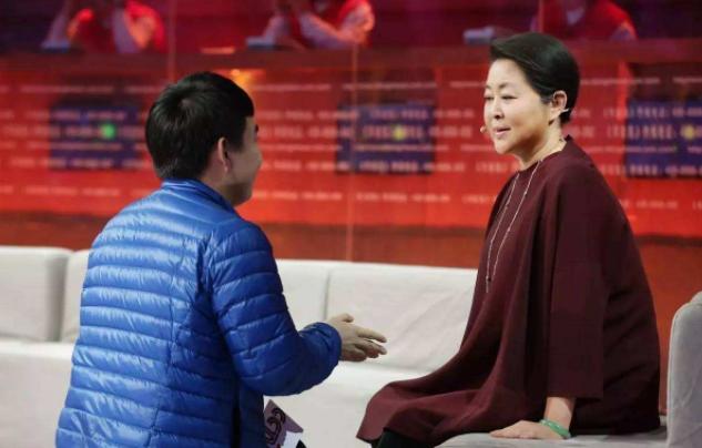 倪萍最新一期深度解讀與觀(guān)點(diǎn)闡述，等你第22期精彩回顧