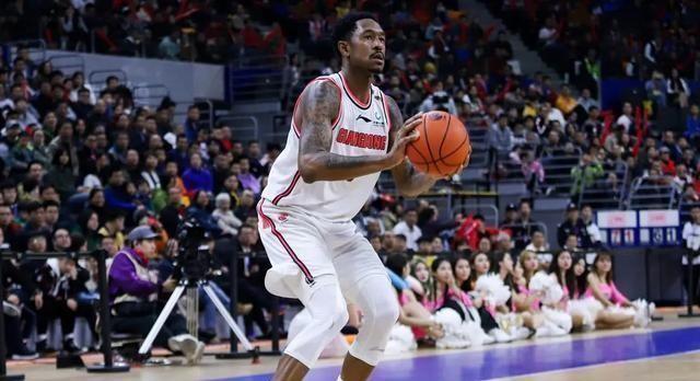 廣東籃球強隊注入全新力量，揭曉最新外援加盟消息