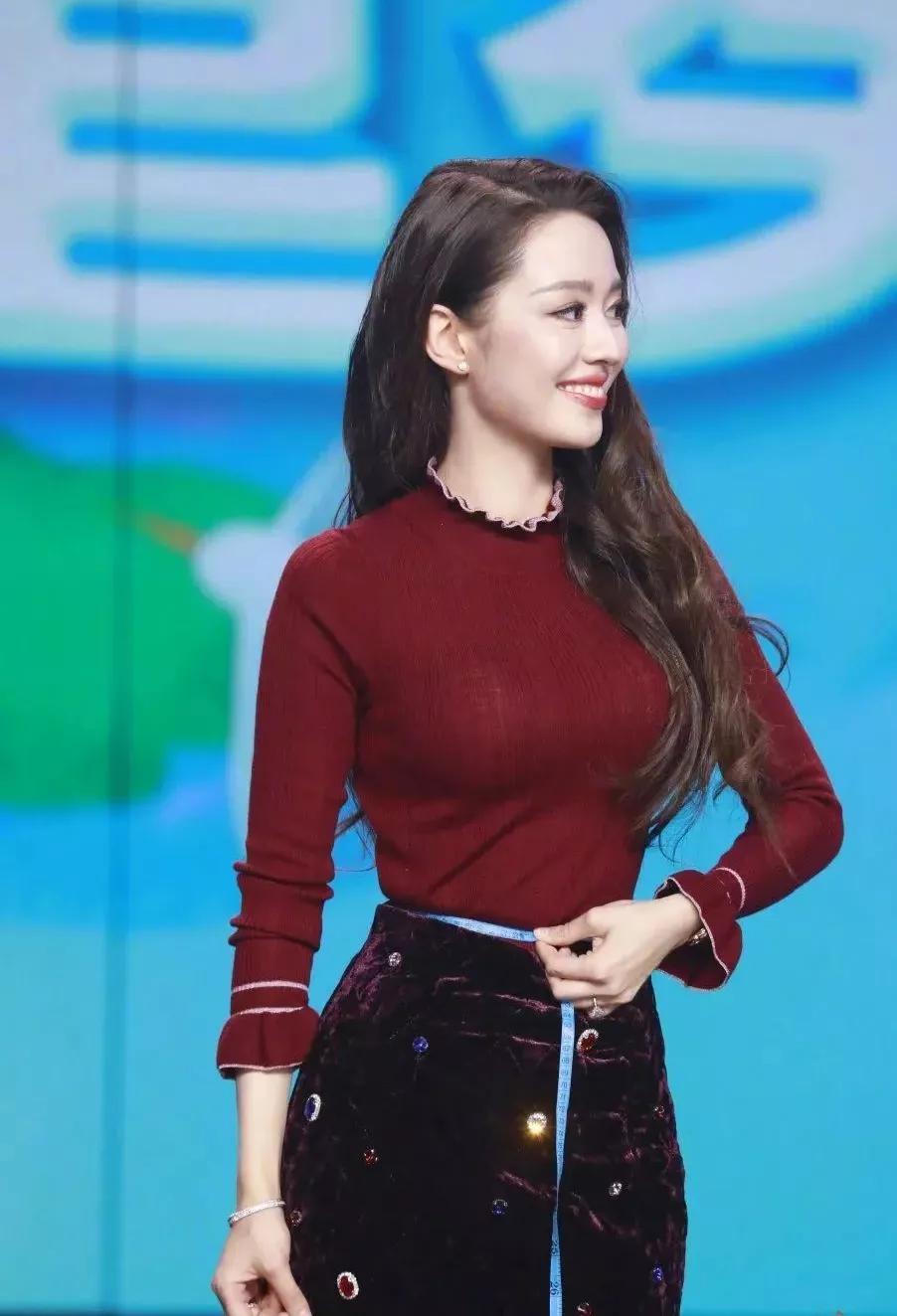 最新女星視頻，星光變化中的自信與成就力量