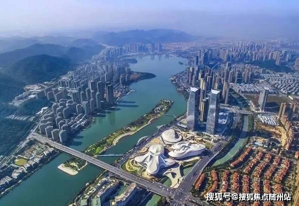 嘉善最新肺炎，自然美景之旅中尋找內心平靜之路