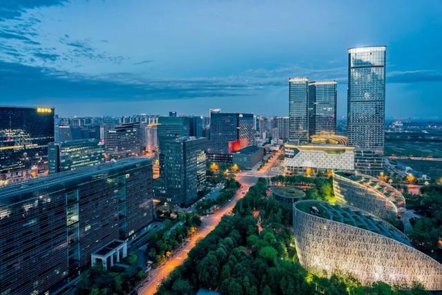 天府新區視高新項目，家的溫馨與友情的綻放地