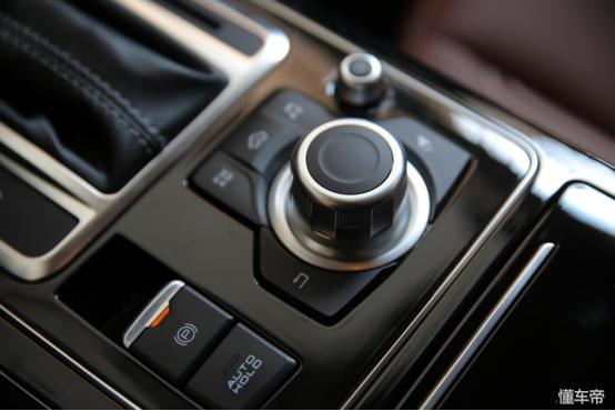 FCW資訊更新，家庭歡聚的日常趣事回顧