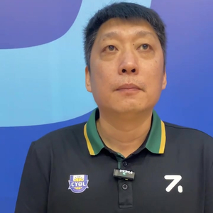 岳鵬飛，時(shí)代之光，影壇新星閃耀之路