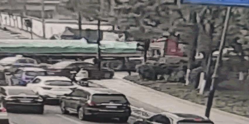 AE最新版本發(fā)布，變化的力量與自信的源泉