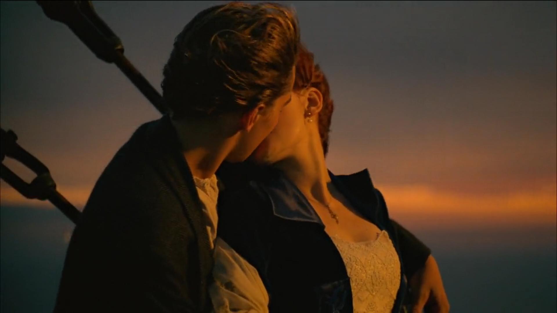 最新浪漫電影，愛(ài)的光影交織之旅