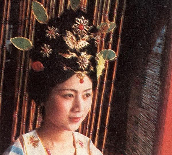 演員馬蘭圖片集，展現風(fēng)采的劇照欣賞