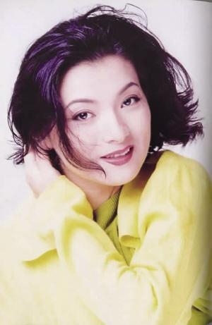 80后女演員的心靈之旅，探尋自然美景中的內心寧靜