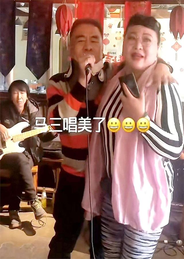 姚三馬新視頻火爆小紅書(shū)，熱議焦點(diǎn)，爆款來(lái)襲！