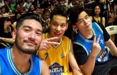 五個(gè)字的女明星，娛樂(lè )圈的璀璨之星聚焦