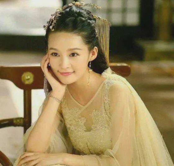 荊小八在楚喬傳中的熱血演繹，傳奇演員展現角色魅力！
