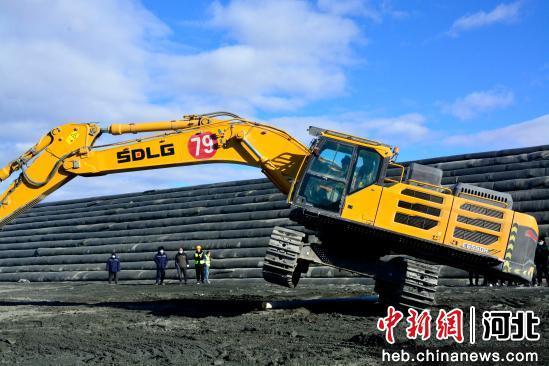 挖土機比賽，科技巨擘較量，重塑未來(lái)工程機械魅力之戰