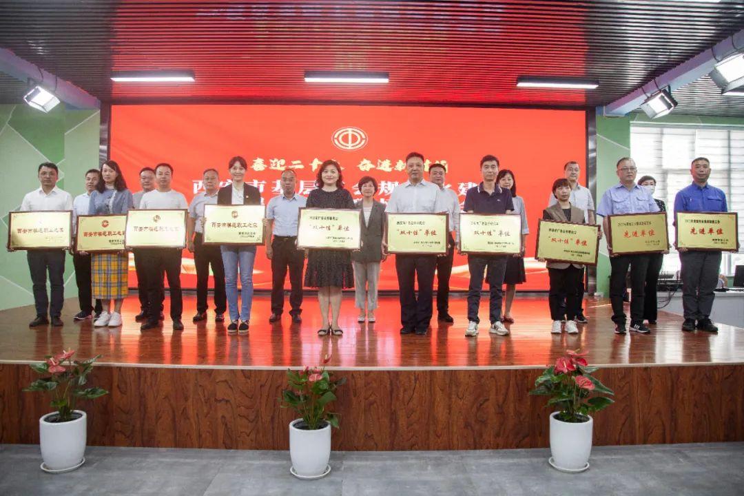 灃京工業(yè)園最新招聘，人才吸引與產(chǎn)業(yè)發(fā)展雙刃劍的挑戰與機遇