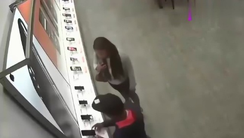 高科技產(chǎn)品的革新之旅，體驗未來(lái)科技生活的狠偷偷最新之旅