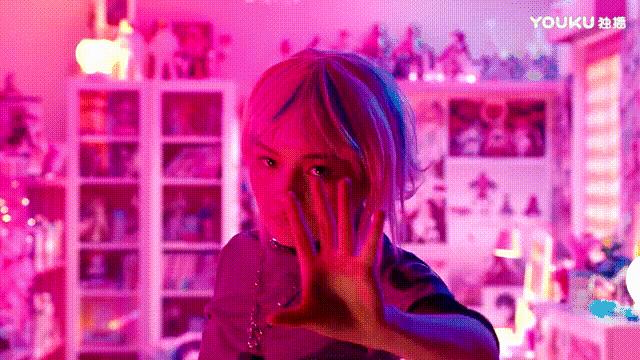 蘇菲最新廣告，多維度視角下的觀(guān)點(diǎn)碰撞與個(gè)人立場(chǎng)探討