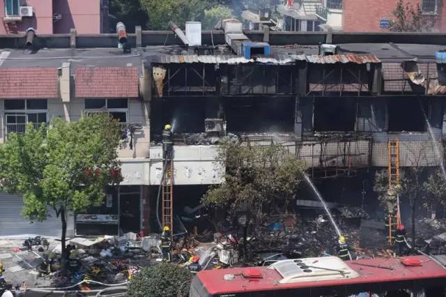杭州爆炸事件最新圖片，溫馨日常小故事回顧