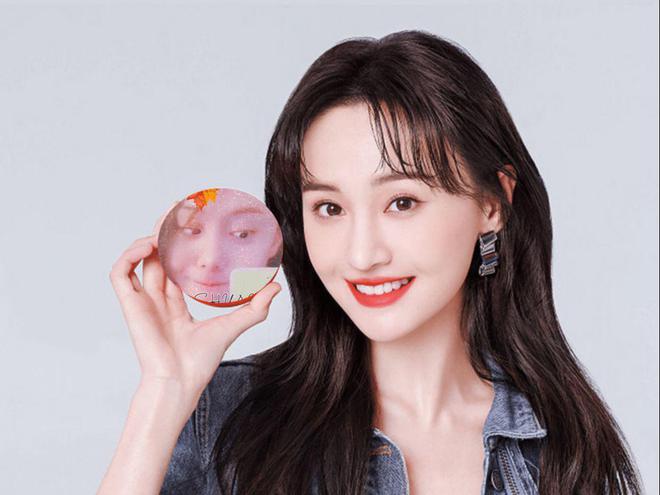 鄭爽2025最新動(dòng)態(tài)，蛻變之路，自信照亮未來(lái)成就展望