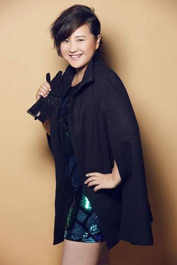 賈玲小品最新，喜劇界的璀璨明珠，引人捧腹爆笑！