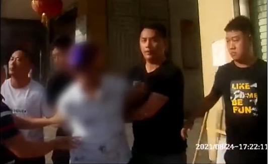 高科技引領(lǐng)偷窺新潮流，最新偷窺視頻獨家呈現