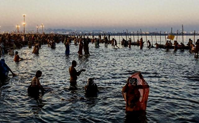 云南水怪最新動(dòng)態(tài)與神秘小巷獨特小店探秘