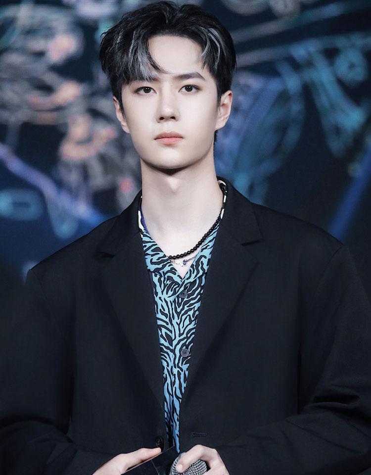 最新挑染發(fā)色觀(guān)點(diǎn)論述，時(shí)尚潮流的發(fā)色新選擇