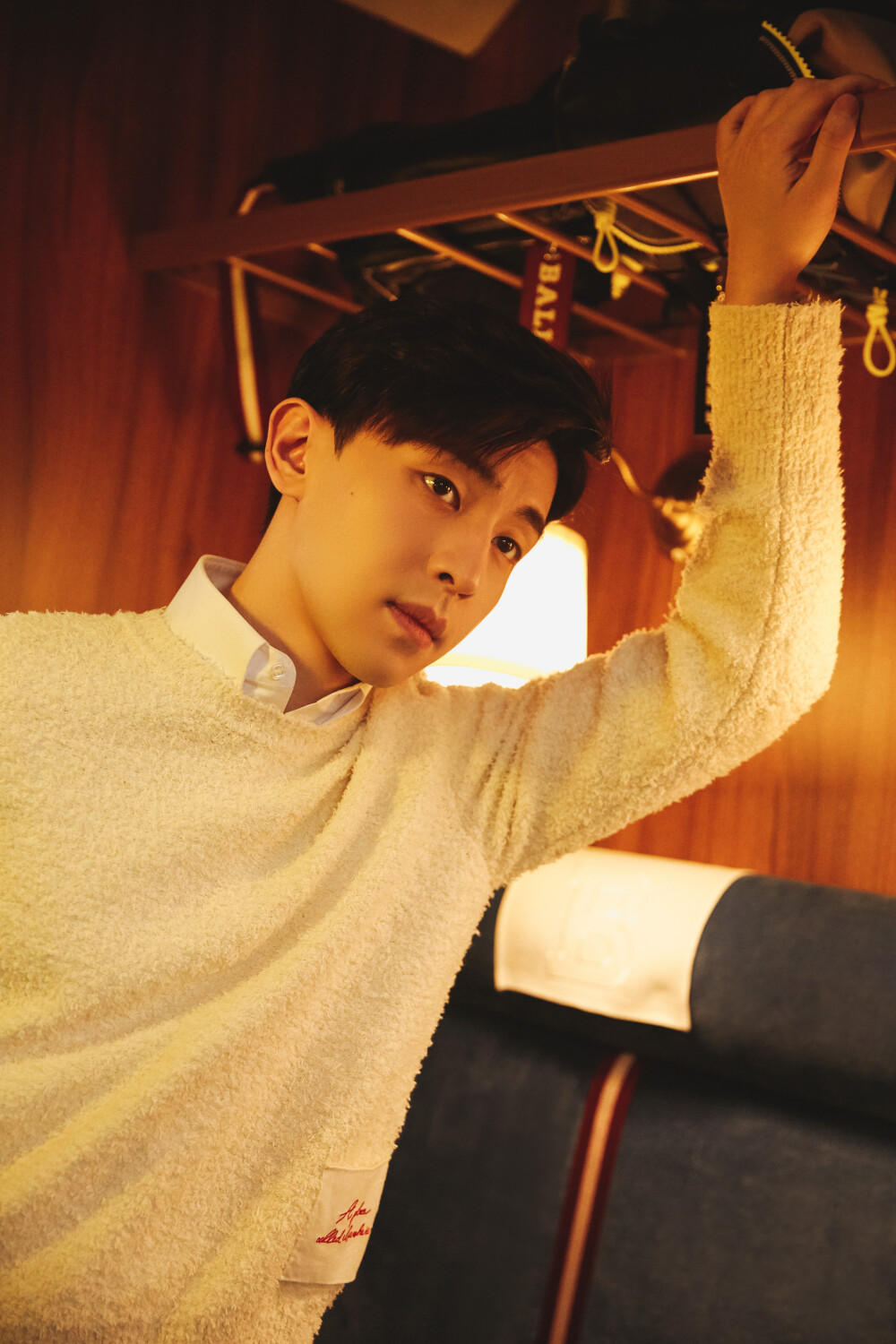 鄧倫最新桌面，自然美景之旅，探索內心平和與寧靜的旅程