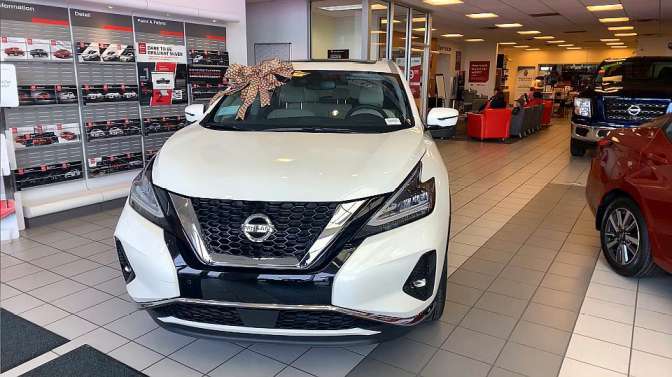 最新款日產(chǎn)，科技與舒適的完美融合