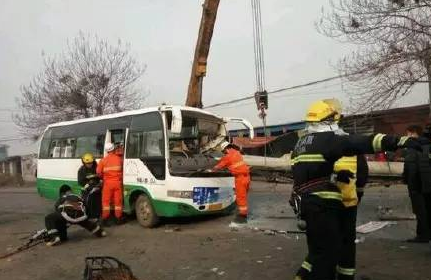 欒城車(chē)站車(chē)禍最新消息及小巷美食探索揭秘