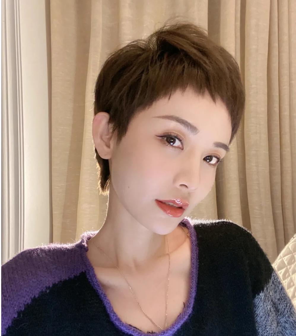 最新女生發(fā)型流行趨勢，時(shí)尚減齡發(fā)型指南