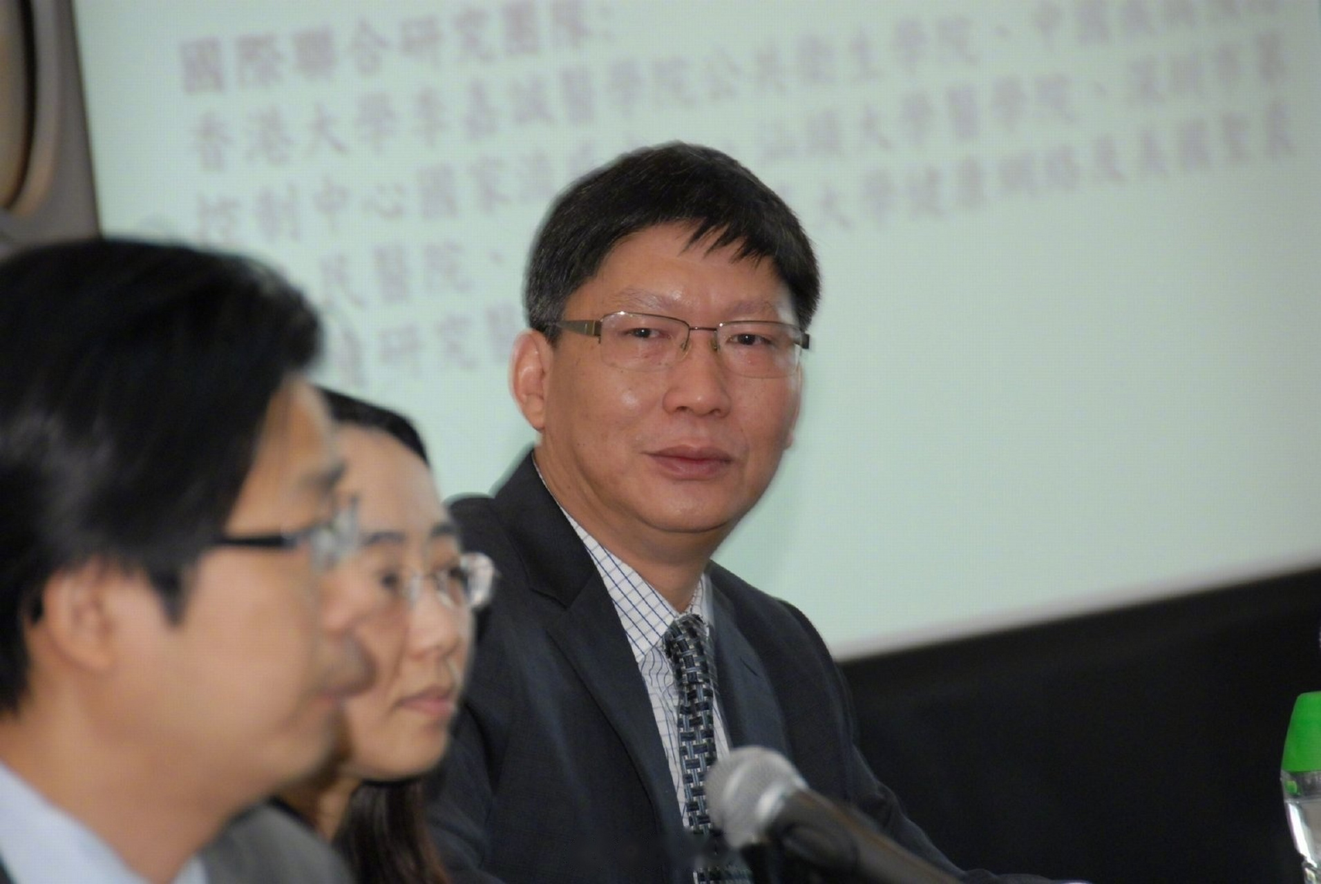 管軼最新新聞，小巷深處的獨特風(fēng)味——探索一家隱藏版特色小店的旅程